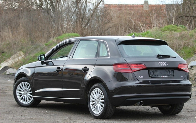 Audi A3 cena 28500 przebieg: 222290, rok produkcji 2014 z Chełmek małe 596